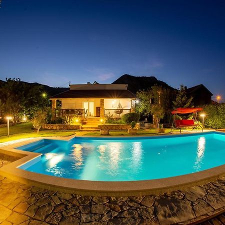 Villa Gana Buna Exterior photo